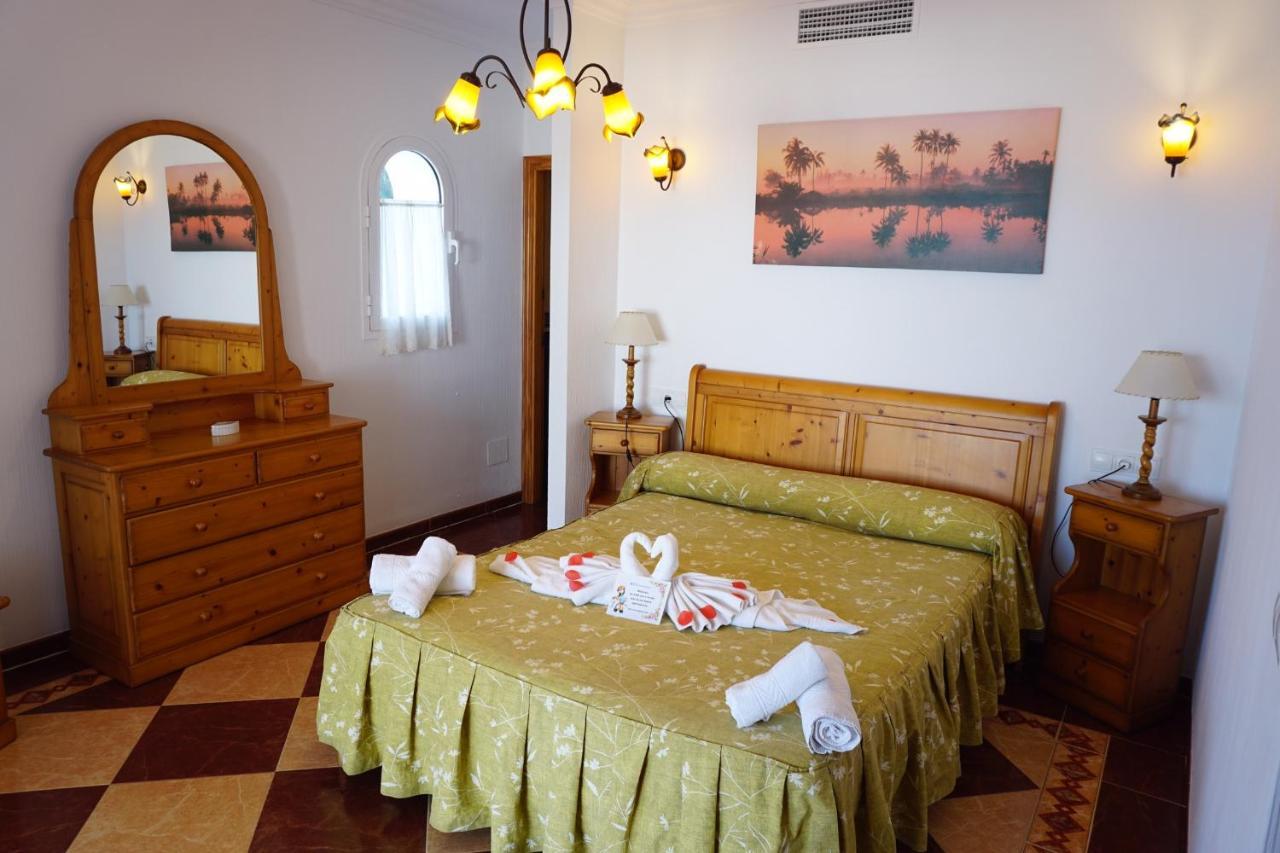 Apartamentos Punta Prima Beach Eksteriør bilde