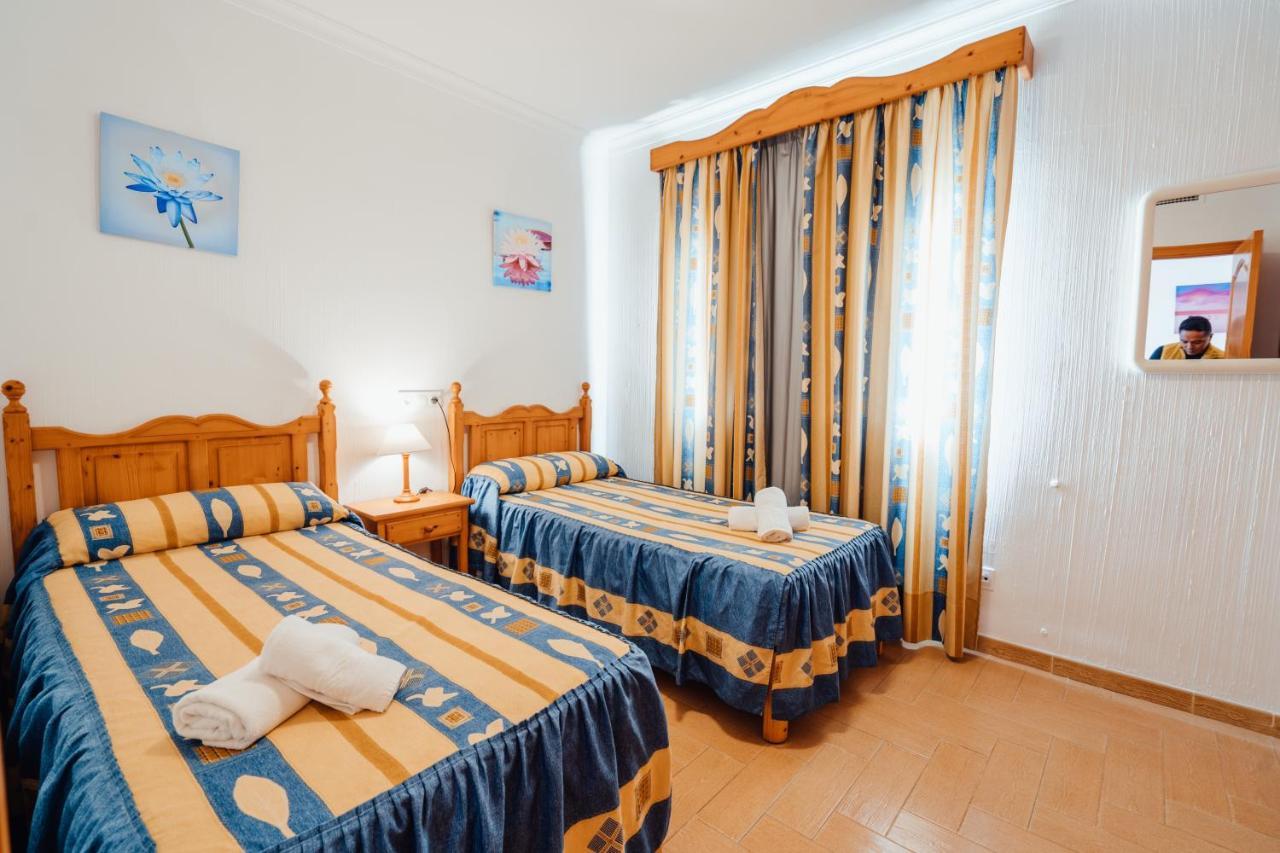 Apartamentos Punta Prima Beach Eksteriør bilde